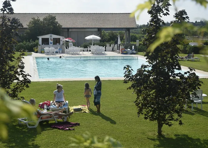 Corte Pontigliardo Hotell *